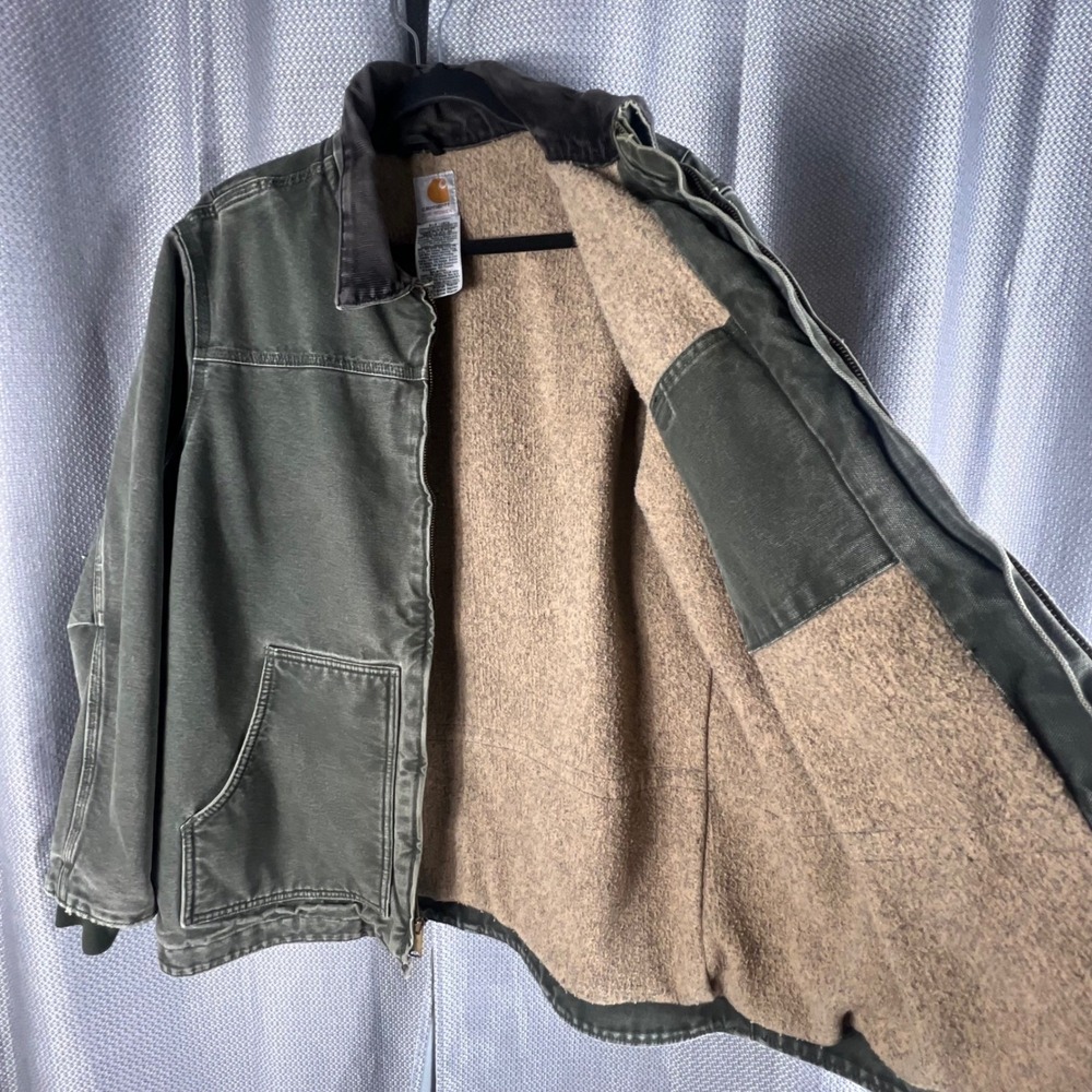 Carhartt Vintage Jkt C61
Detroit USA. Green
Sherpa Distressed Grunge
Womens XL - Picture 9 of 11